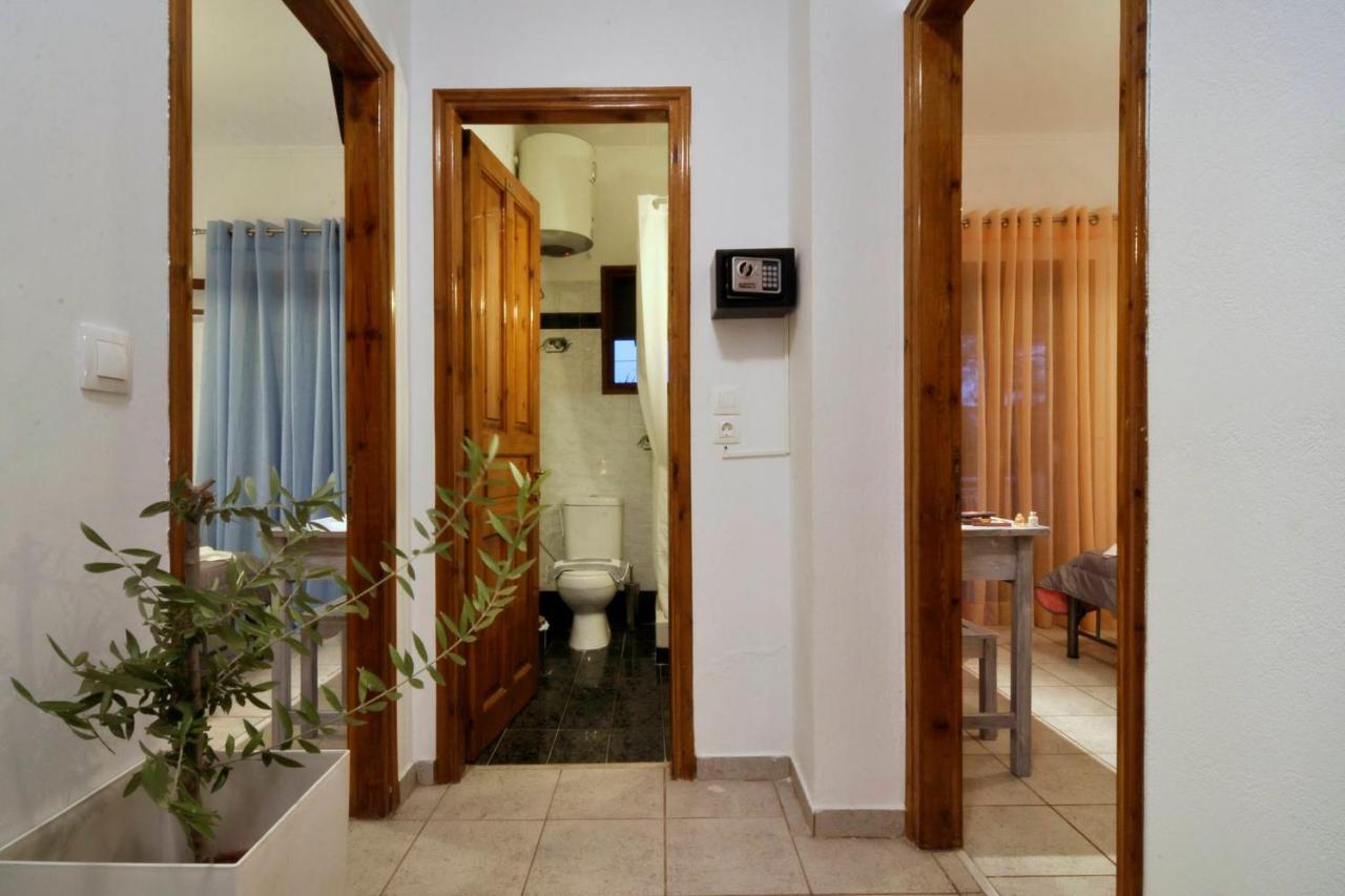 Kloudas Apartments Potamós エクステリア 写真