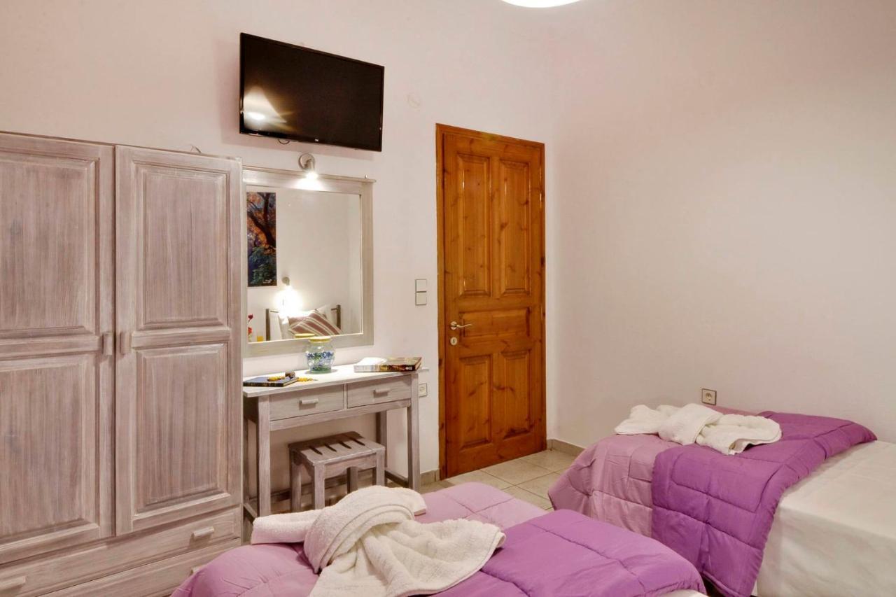 Kloudas Apartments Potamós エクステリア 写真
