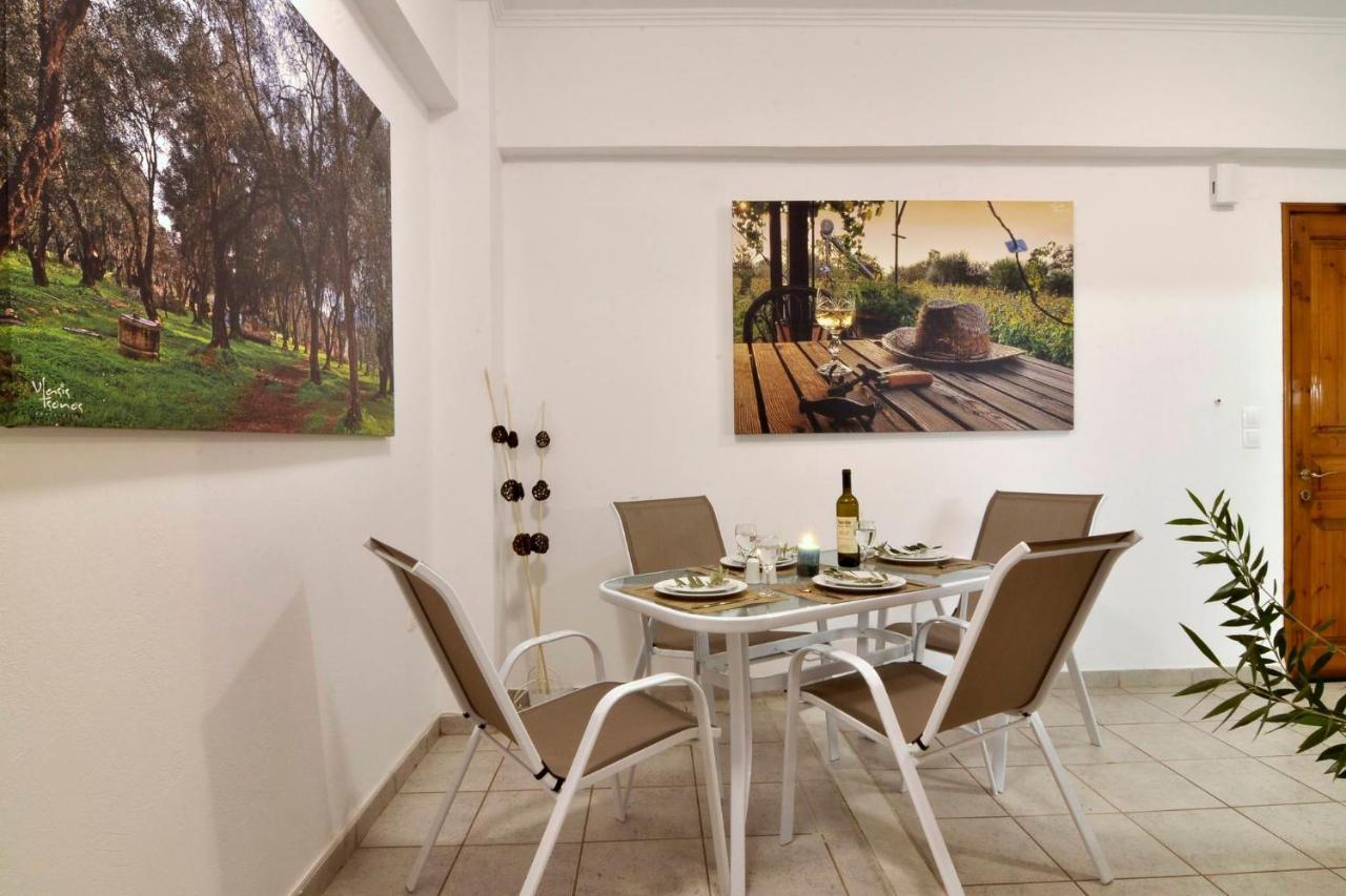 Kloudas Apartments Potamós エクステリア 写真